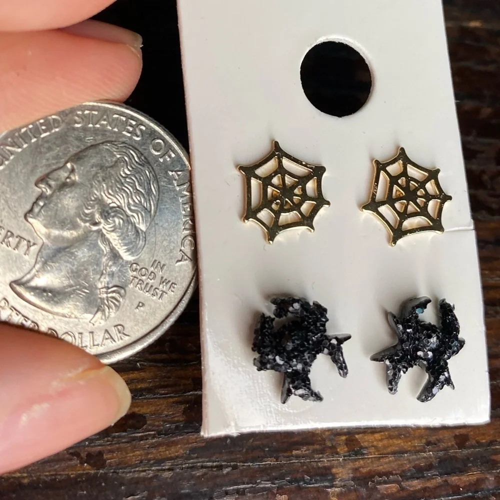 Sparkly Halloween Spider & Web Stud Earrings Set
